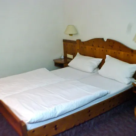Zum Kauzen 옥센푸르트