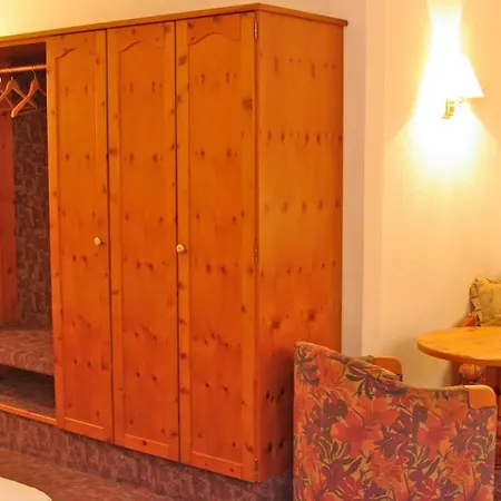Mini-hôtel Gasthof Zum Kauzen 2*